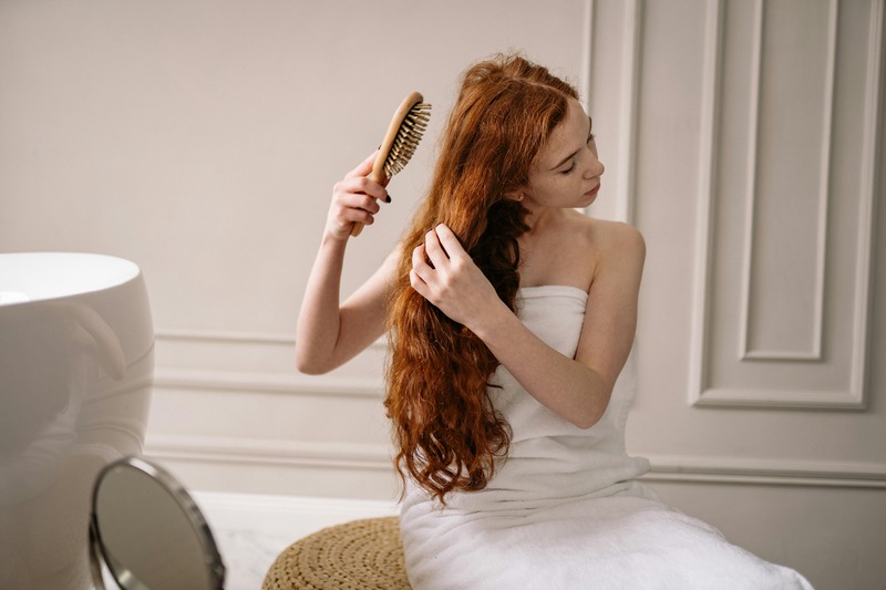 cheveux longs et épais